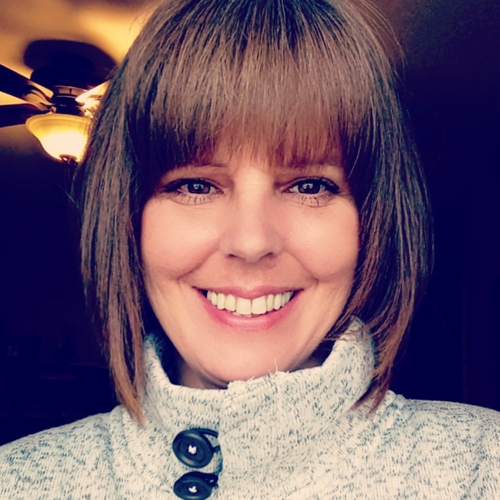 Meet your Posher, Laurie